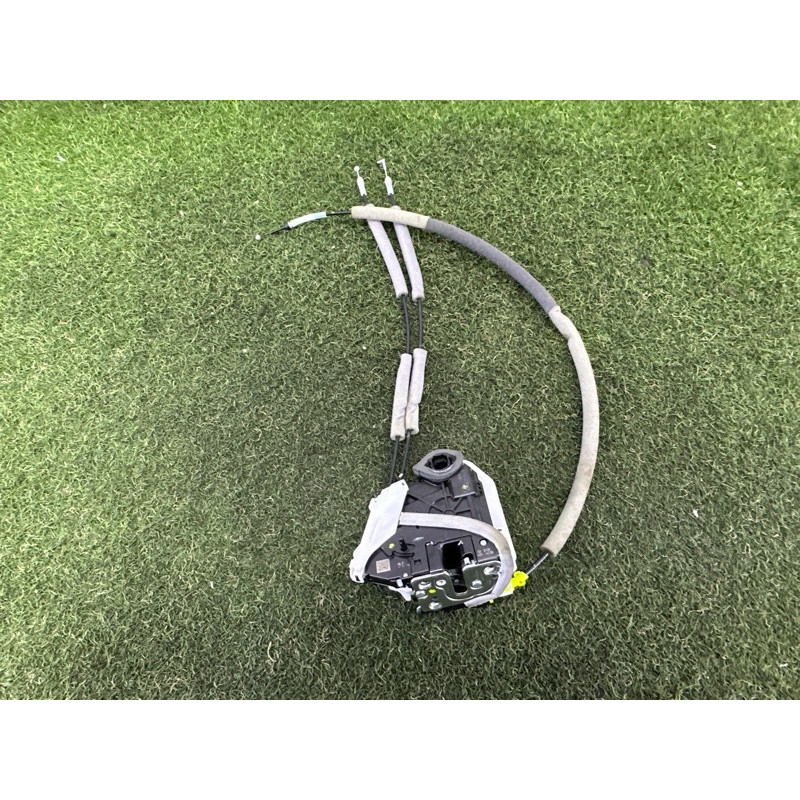 Замок дверей (кузов і елементи) Nissan Rogue T33 2022 1.5 825006RR0A