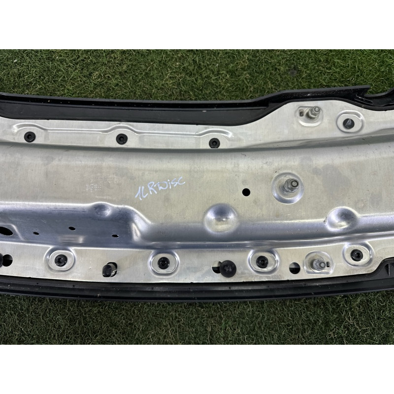 Накладка капота (кузов и элементы) LAND ROVER Discovery Sport L550 2016 2.0 LR058531