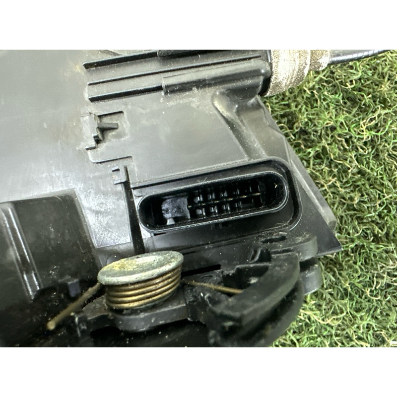 Замок двери (кузов и элементы) LAND ROVER Range Rover L405 2014 5.0 LR064792