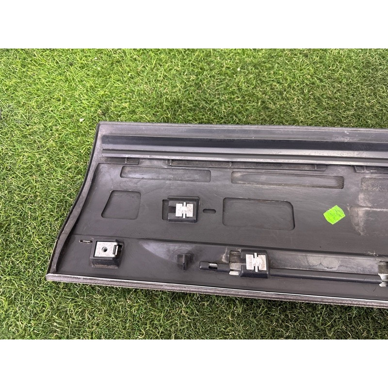 Накладка двери внешняя (кузов и элементы) Volkswagen Touareg NF 2013 3.6 CGRA 7P6854939HGRU