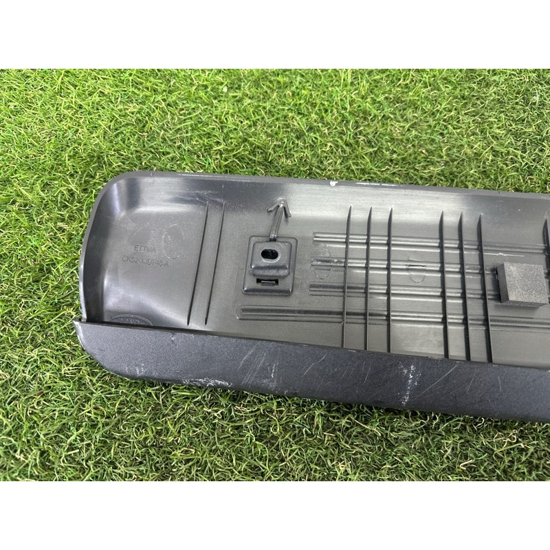Обшивка кришки багажника (салон) LAND ROVER Range Rover L405 2014 5.0 LR038140