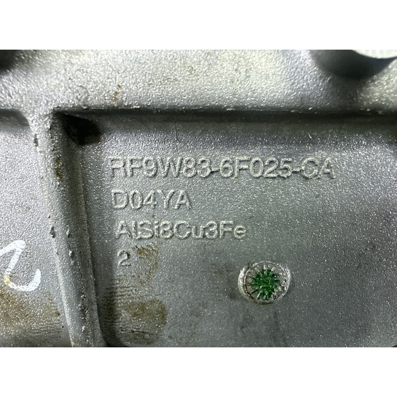 Коллектор впускной (впускная система) LAND ROVER Range Rover L405 2014 5.0 LR042173