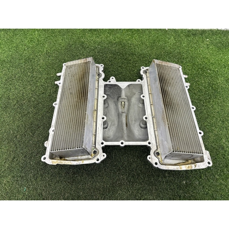 Коллектор впускной (впускная система) LAND ROVER Range Rover L405 2014 5.0 LR083608