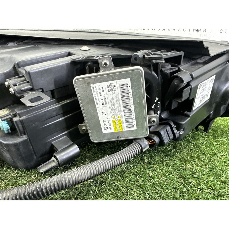Фара (оптика) Volkswagen Touareg NF 2013 3.6 CGRA 7P1941751A