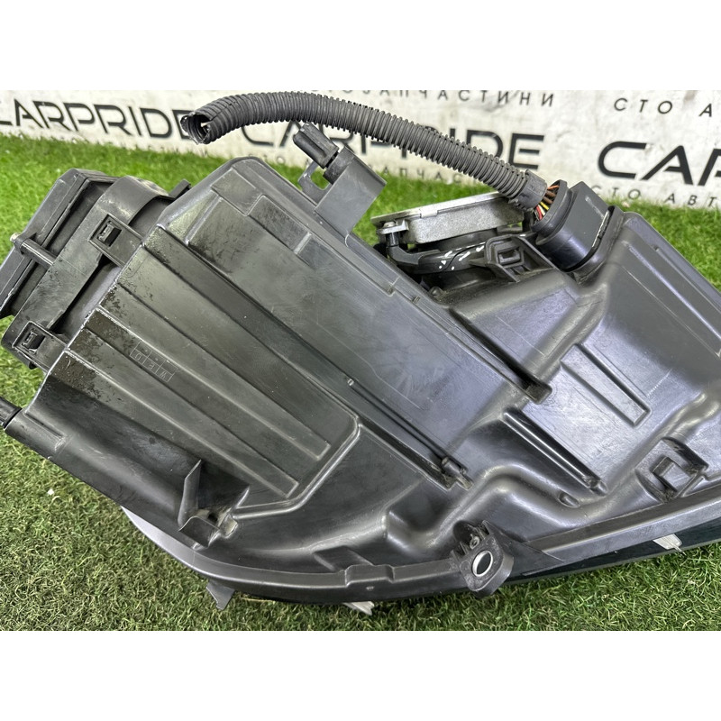 Фара (оптика) Volkswagen Touareg NF 2013 3.6 CGRA 7P1941751A