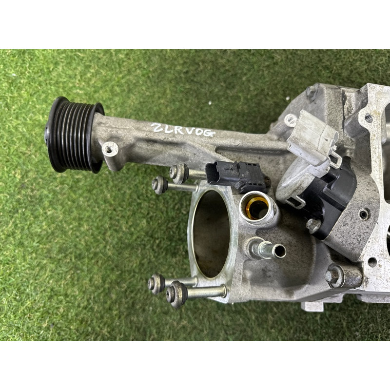 Компресор ДВЗ (впускная система) LAND ROVER Range Rover L405 2014 5.0 LR036194