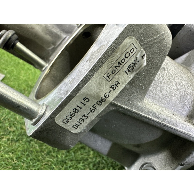 Компресор ДВЗ (впускная система) LAND ROVER Range Rover L405 2014 5.0 LR036194