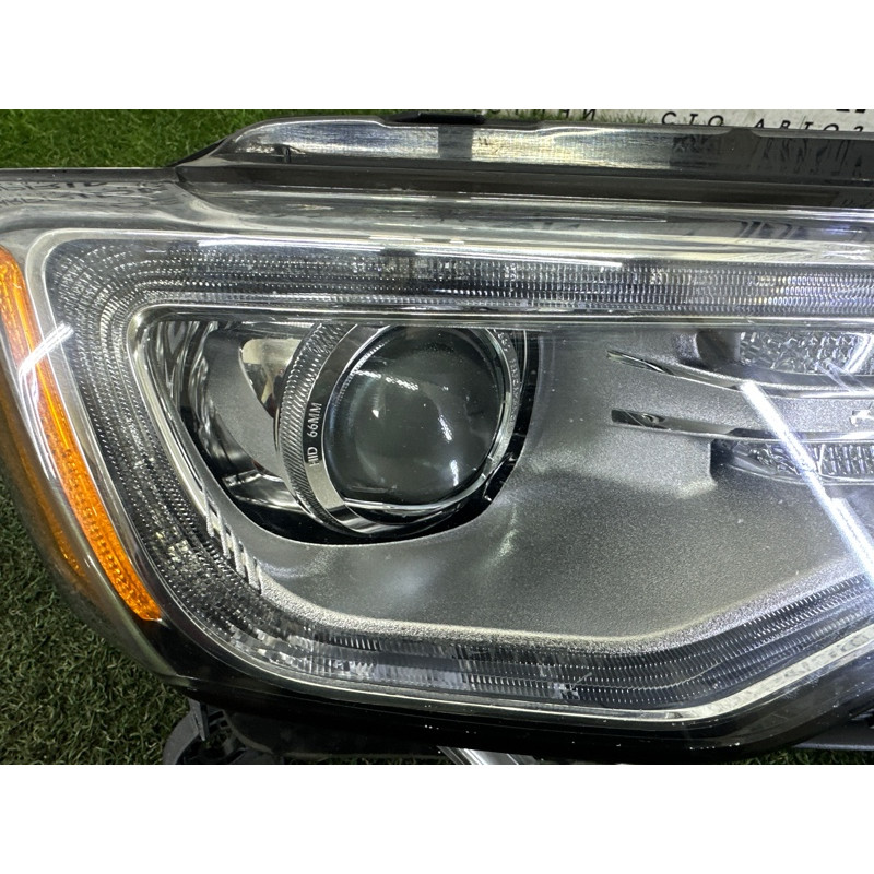 Фара (оптика) Jeep Grand Cherokee WK2 2015 5.7 HEMi 68111000AF