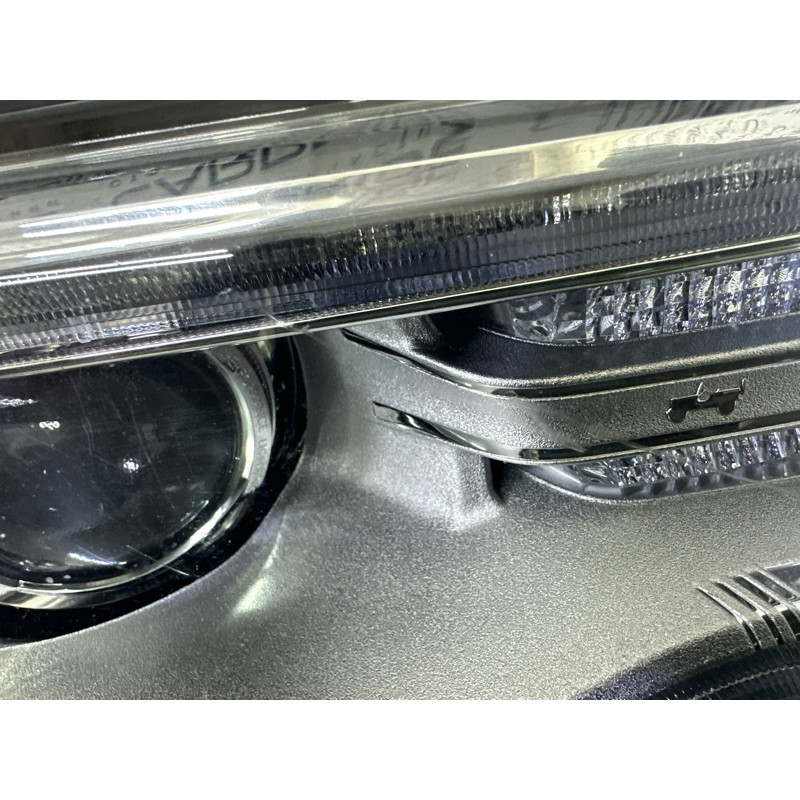 Фара (оптика) Jeep Grand Cherokee WK2 2015 5.7 HEMi 68111000AF