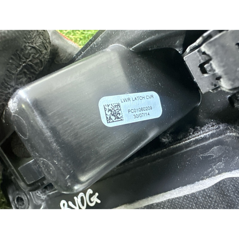 Обшивка кришки багажника (салон) LAND ROVER Range Rover L405 2014 5.0 LR036833
