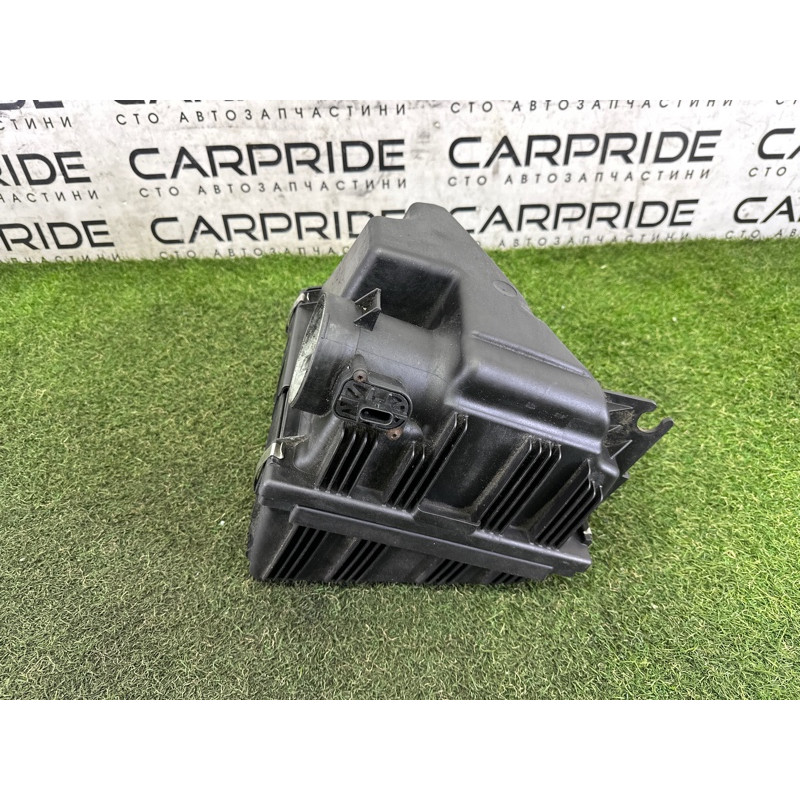 Корпус воздушного фильтра (впускная система) BMW X3 F25 2013 2.0 13717616932