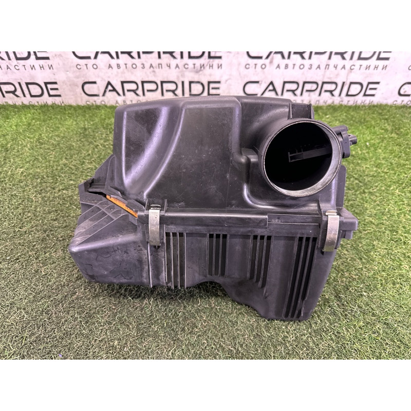 Корпус воздушного фильтра (впускная система) BMW X3 F25 2013 2.0 13717616932