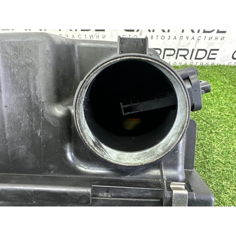 Корпус воздушного фильтра (впускная система) BMW X3 F25 2013 2.0 13717616932