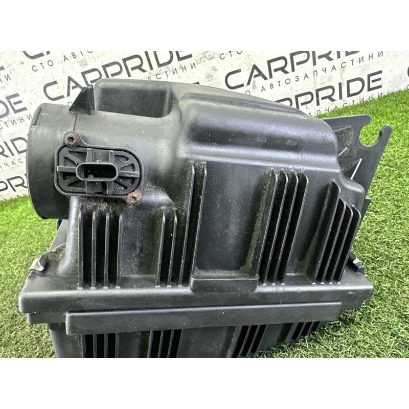 Корпус воздушного фильтра (впускная система) BMW X3 F25 2013 2.0 13717616932