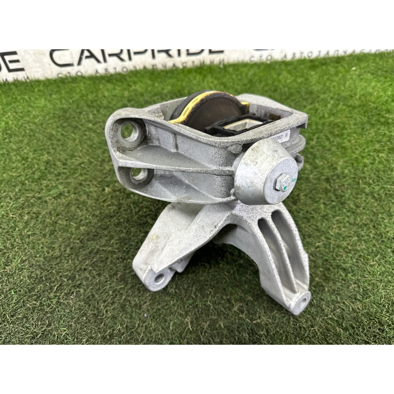 Подушка двигателя (двигатель и элементы) Nissan Rogue T33 2022 1.5 112106RC0B
