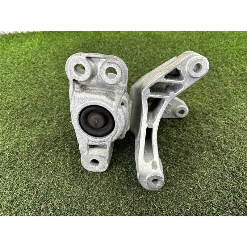 Подушка двигателя (двигатель и элементы) Nissan Rogue T33 2022 1.5 112106RC0B