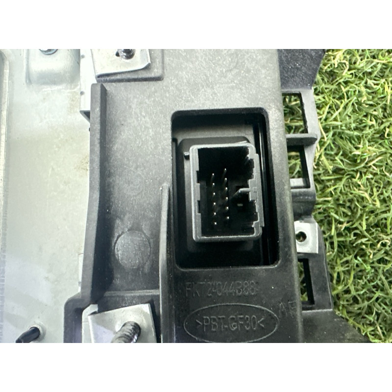 Монітор (электрика) LAND ROVER Discovery Sport L550 2016 2.0 LR083639