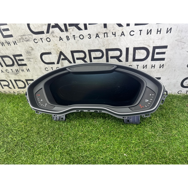 Панель приладів (салон) AUDI Q5 FY 2020 2.0 DJYA 8W5920890E
