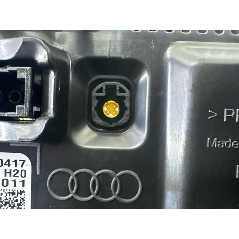 Панель приладів (салон) AUDI Q5 FY 2020 2.0 DJYA 8W5920890E