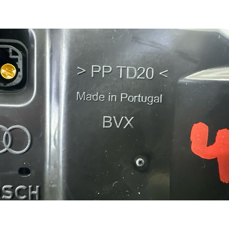 Панель приладів (салон) AUDI Q5 FY 2020 2.0 DJYA 8W5920890E