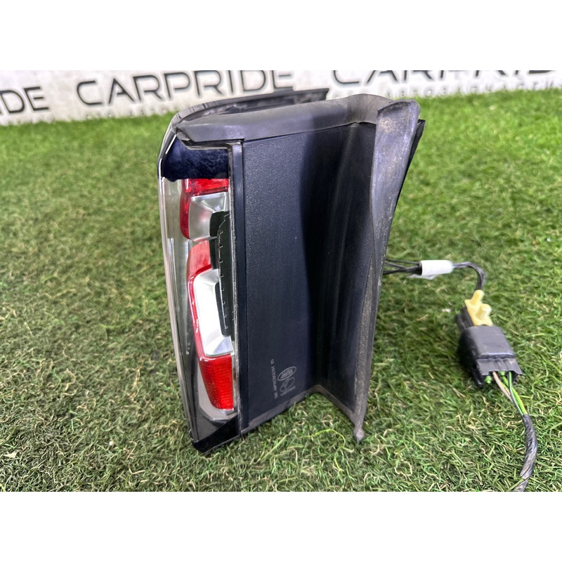Задній ліхтар (оптика) LAND ROVER Discovery Sport L550 2016 2.0 LR079578