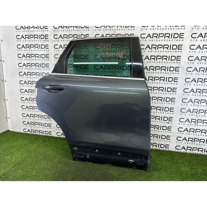 Двері (зовнішні елементи кузова) Volkswagen Touareg NF 2013 3.6 CGRA 7P0833056