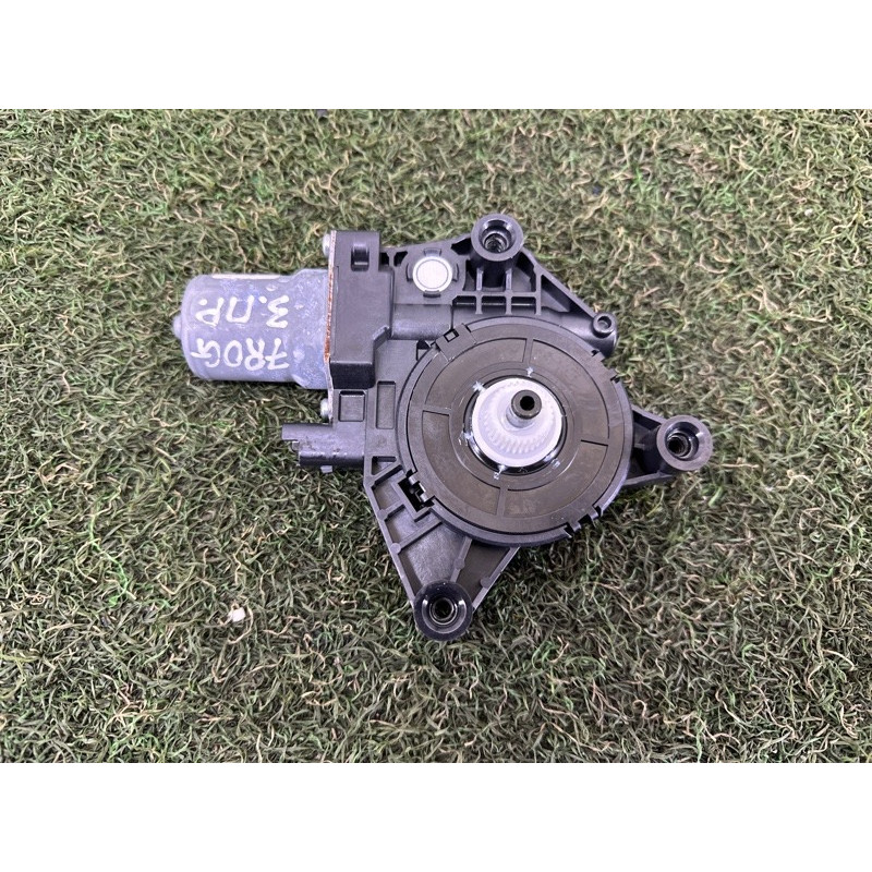 Мотор склопідйомника (електрика) Nissan Rogue T33 2021 2.5 807306RA0A