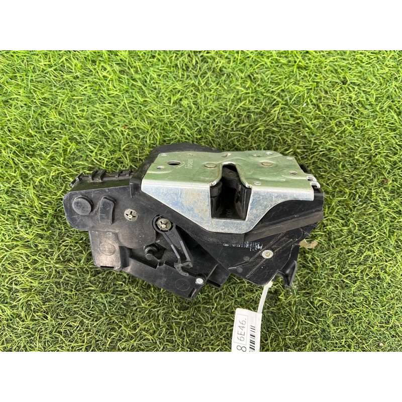 Замок дверей (кузов і елементи) BMW 3-series E46 2001 M54B30 51217011244