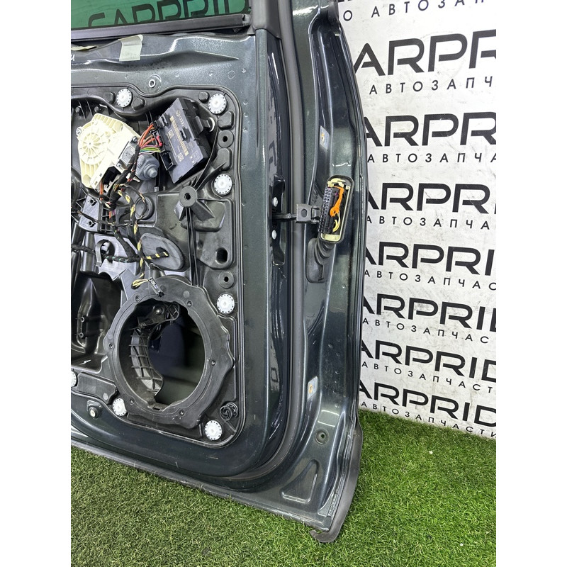 Дверь (наружные элементы кузова) Volkswagen Touareg NF 2013 3.6 CGRA 7P0833055