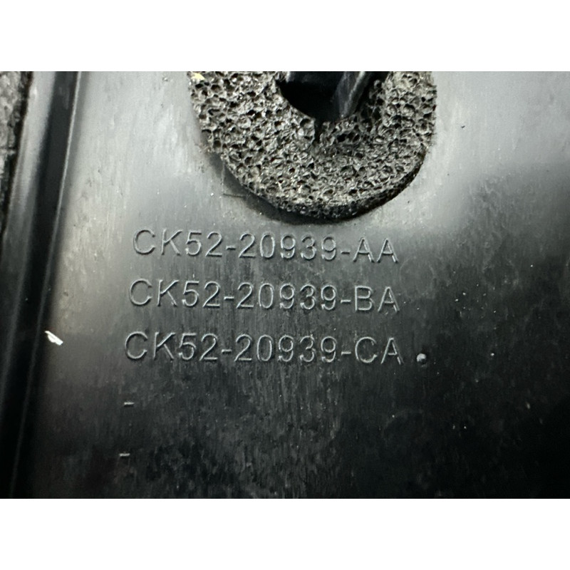 Зовнішній молдинг дверки (кузов и элементы) LAND ROVER Range Rover L405 2014 5.0 LR038864