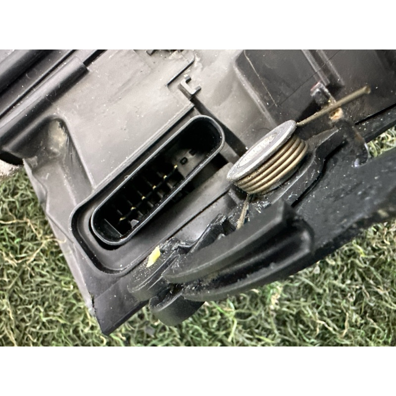 Замок дверей (кузов и элементы) LAND ROVER Range Rover L405 2014 5.0 LR064798