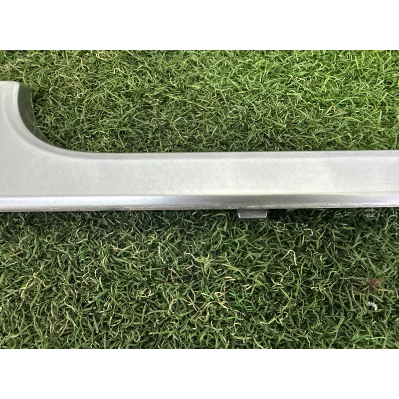Накладка двері зовнішня (кузов и элементы) LAND ROVER Range Rover L405 2014 5.0 LR038849