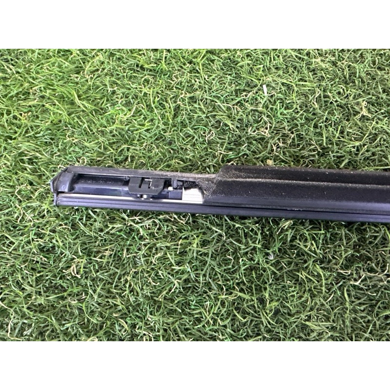 Молдинг стекла (кузов и элементы) Nissan Rogue T33 2021 2.5 828206RA0A