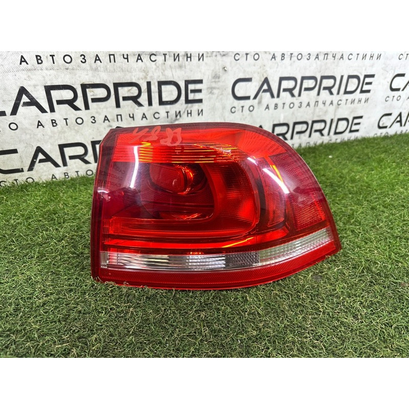 Задний фонарь (оптика) Volkswagen Touareg NF 2013 3.6 CGRA 7P6945096G