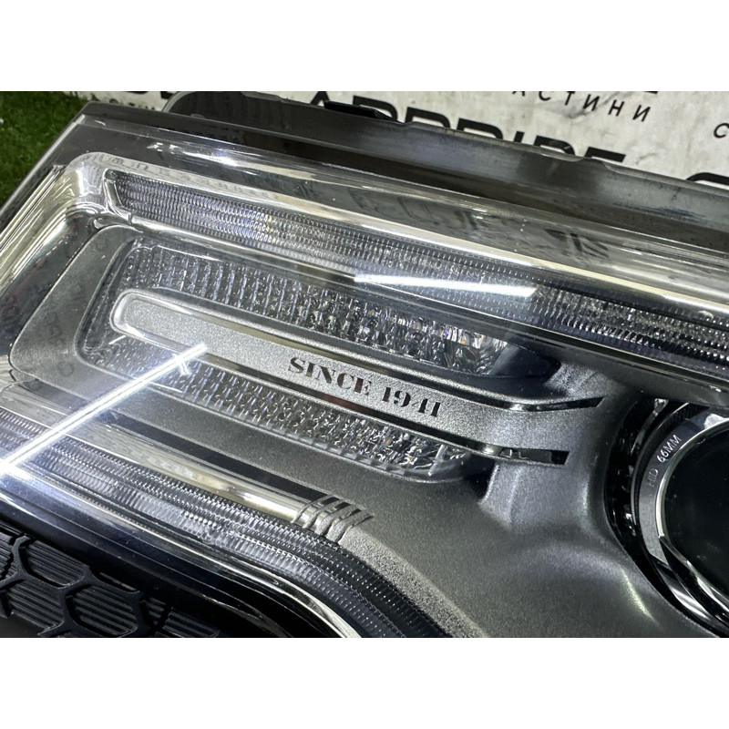 Фара (оптика) Jeep Grand Cherokee WK2 2015 5.7 HEMi 68111001AF