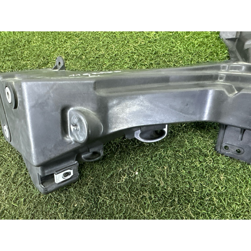 Кронштейн фары (кузов и элементы) Jeep Grand Cherokee WK2 2015 5.7 HEMi 68223399AA