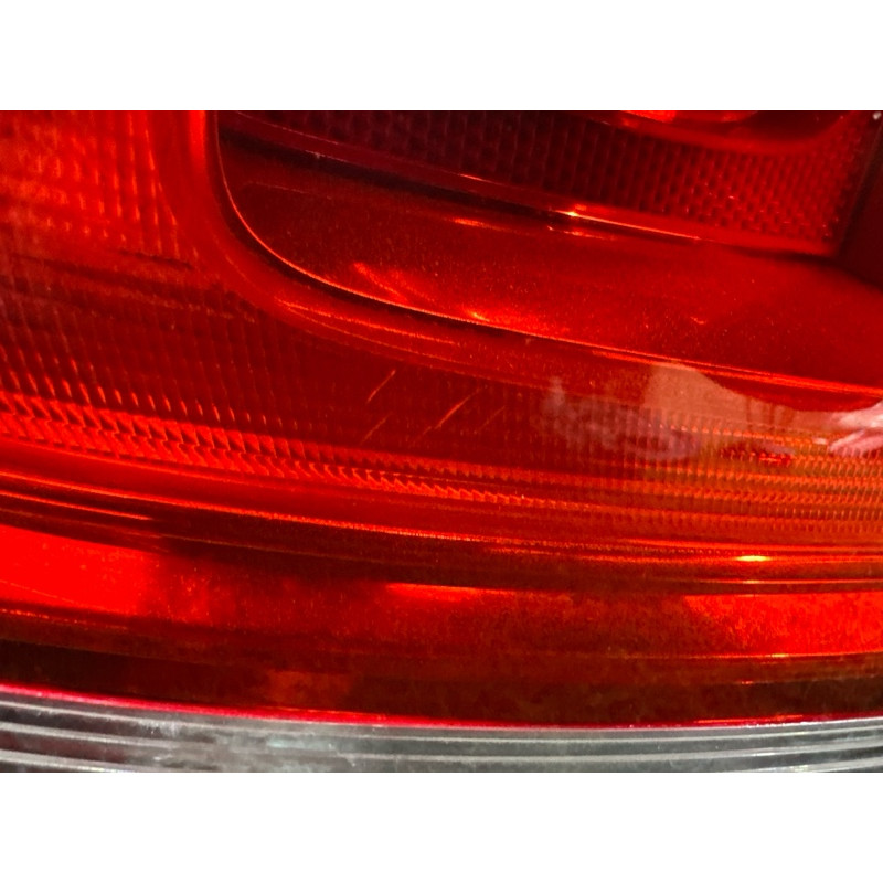 Задній ліхтар (оптика) Volkswagen Touareg NF 2013 3.6 CGRA 7P6945095G