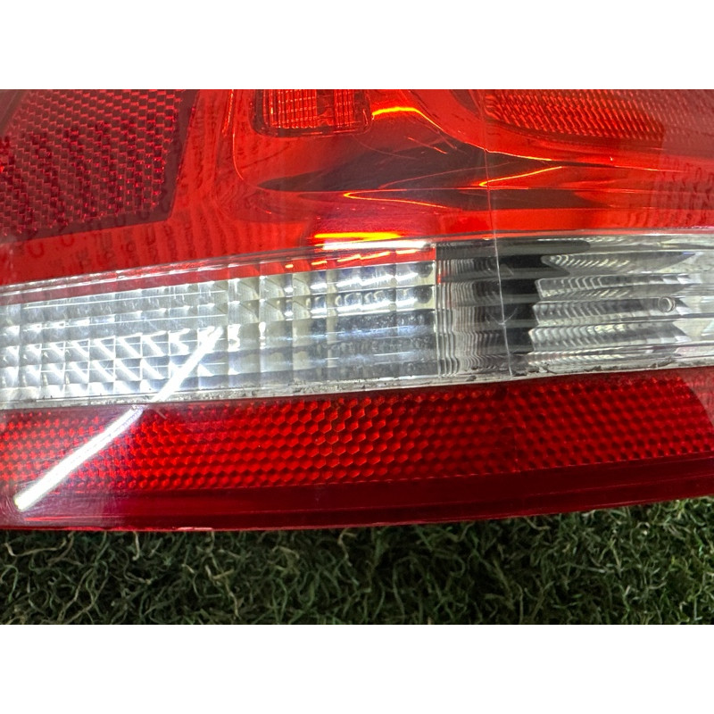 Задній ліхтар (оптика) Volkswagen Touareg NF 2013 3.6 CGRA 7P6945095G