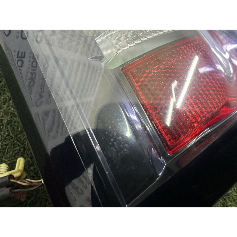 Задній ліхтар (оптика) LAND ROVER Range Rover L405 2014 5.0 LR061584
