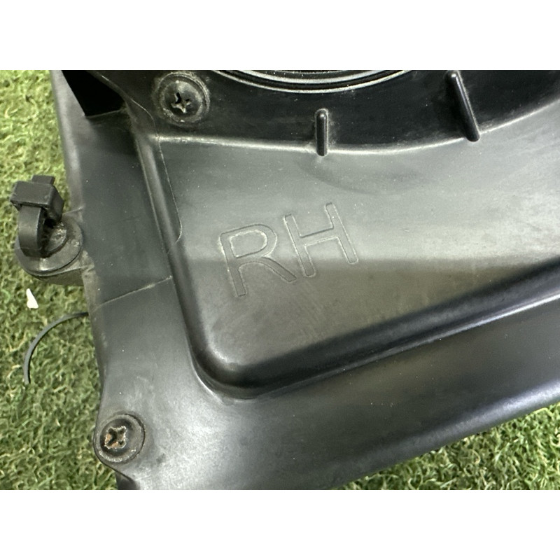 Корпус повітряного фільтра (впускная система) LAND ROVER Range Rover L405 2014 5.0 LR036423