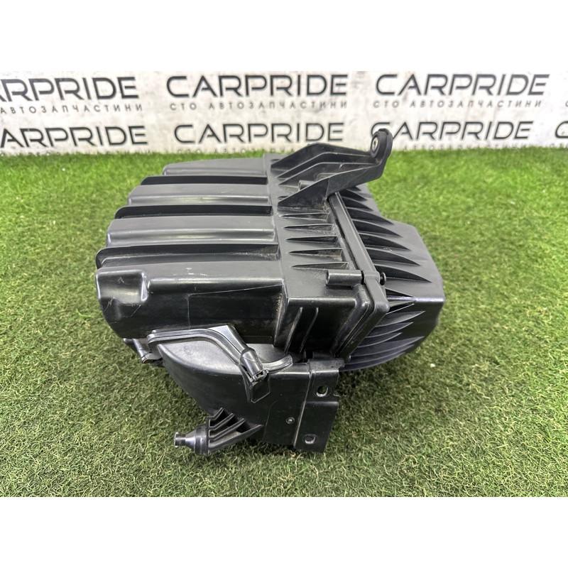 Корпус воздушного фильтра (впускная система) LAND ROVER Range Rover Evoque L538 2015 2.0 LR049780