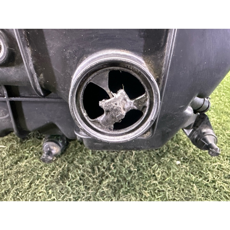 Корпус воздушного фильтра (впускная система) LAND ROVER Range Rover Evoque L538 2015 2.0 LR049780