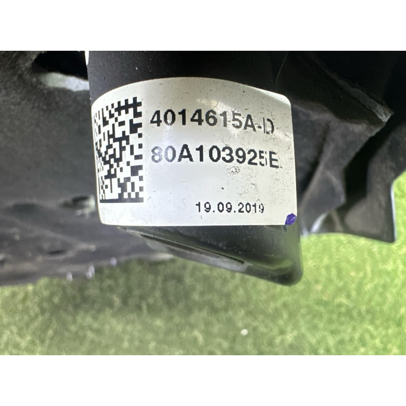 Декоративна кришка двигуна (двигун та елементи) AUDI Q5 FY 2020 2.0 DJYA 80A103925E