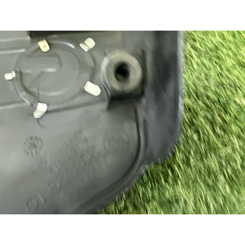 Декоративная крышка двигателя (двигатель и элементы) BMW X5 F15 2015 3.0 11127607447