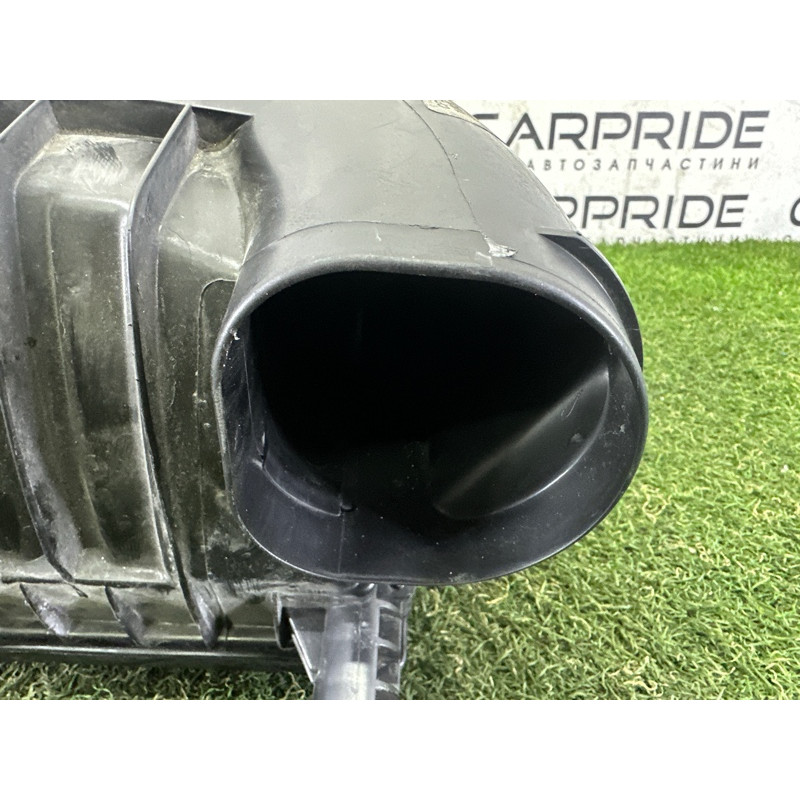 Корпус повітряного фільтра (впускная система) LAND ROVER Range Rover L405 2014 5.0 LR036424