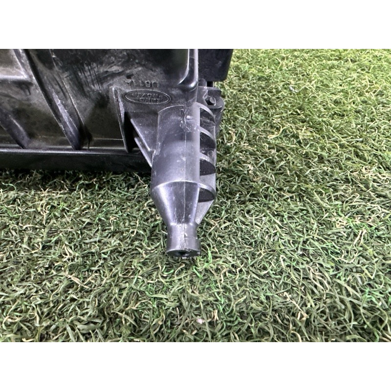Корпус повітряного фільтра (впускная система) LAND ROVER Range Rover L405 2014 5.0 LR036424