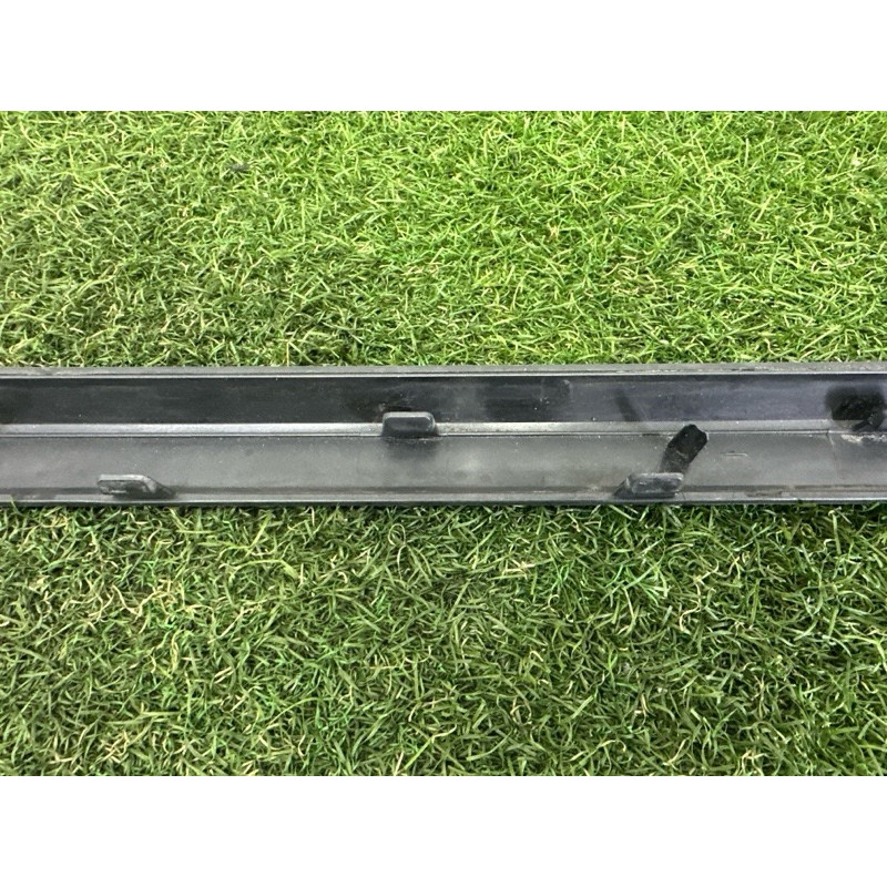 Накладка двері зовнішня (кузов и элементы) LAND ROVER Range Rover L405 2014 5.0 LR038848