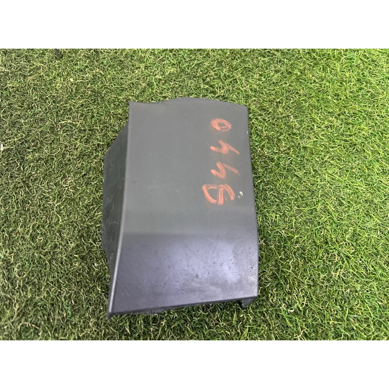 Накладка на крыло (кузов и элементы) LAND ROVER Range Rover Evoque L538 2015 2.0 LR027256