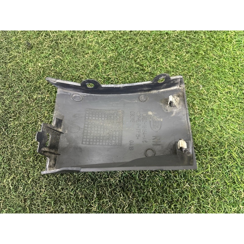 Накладка на крыло (кузов и элементы) LAND ROVER Range Rover Evoque L538 2015 2.0 LR027256