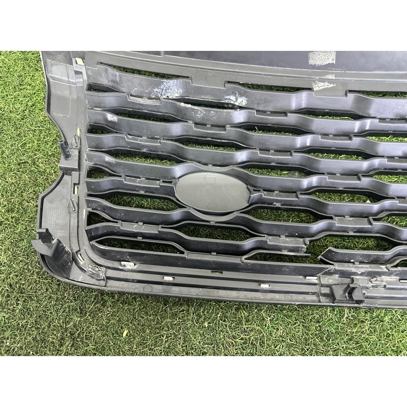 Решетка радиатора (наружные элементы кузова) LAND ROVER Range Rover L405 2014 5.0 LR055880